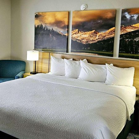 Days Inn And Suites By Wyndham Downtown Missoula-University Экстерьер фото