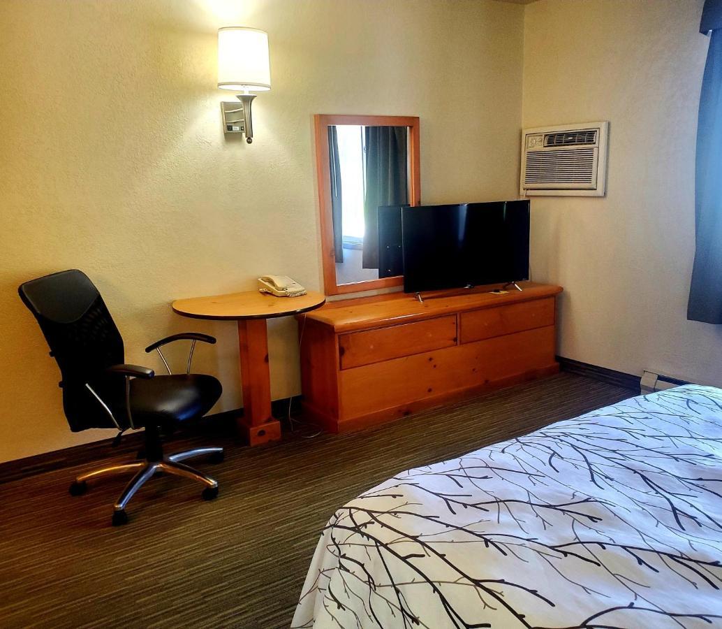 Days Inn And Suites By Wyndham Downtown Missoula-University Экстерьер фото